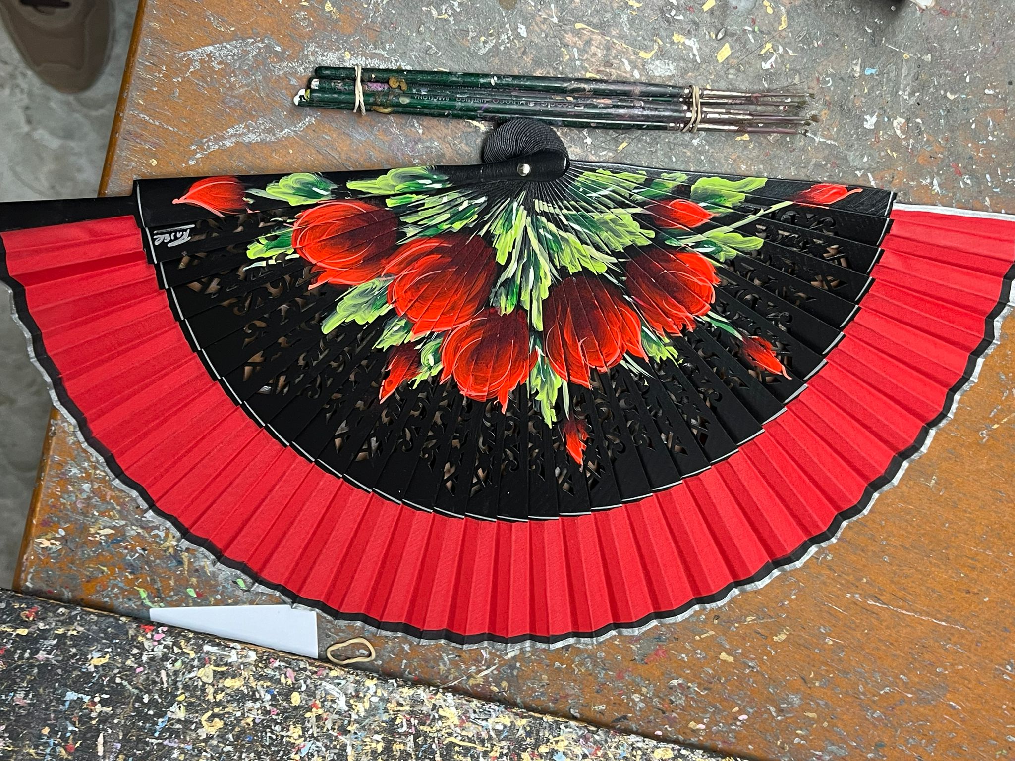 Abanico pintado a mano